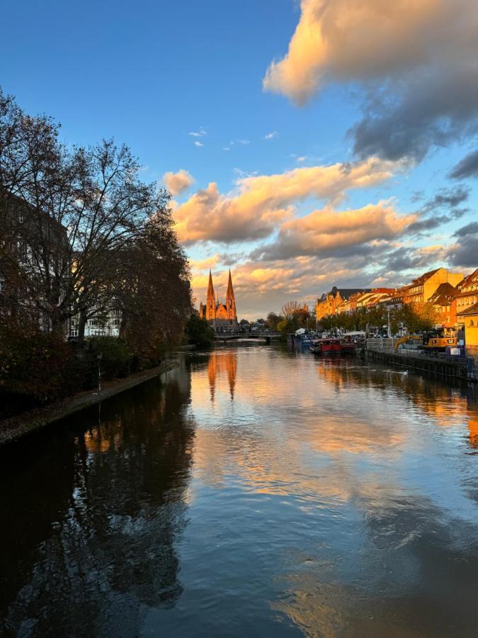 Magnifique Appart Cote Cathedrale Strasbourg Bagian luar foto